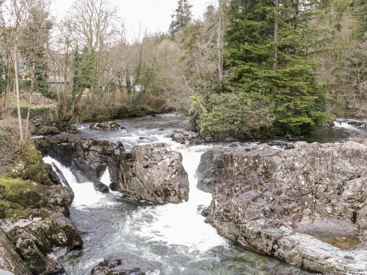 Arwel Villa Capel Garmon Buitenkant foto